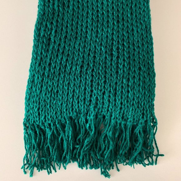 WARM AND COZY: Knit Scarf, Forest Green - Picture 2 of 3